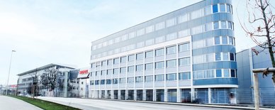 Ein guter Start 2022: HAINZL eröffnet Bürozubau und Betriebsrestaurant